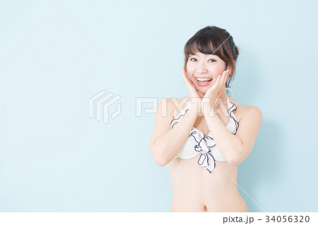 水着の女性 水着の女性 34056320