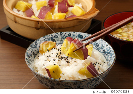 サツマイモご飯 34070883