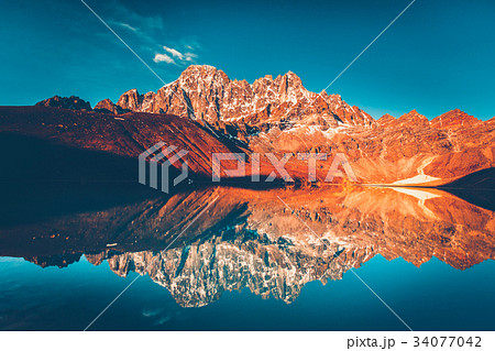 Gokyo lake, Trekking in Everest region, Nepal 34077042