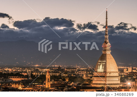 Cityscape of Torino (Turin, Italy) at dusk 34080269