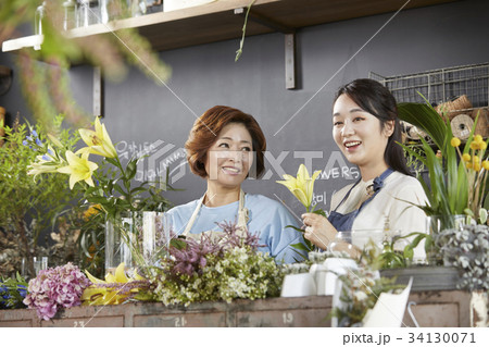 家族 ファミリー フラワーアレンジメント 34130071