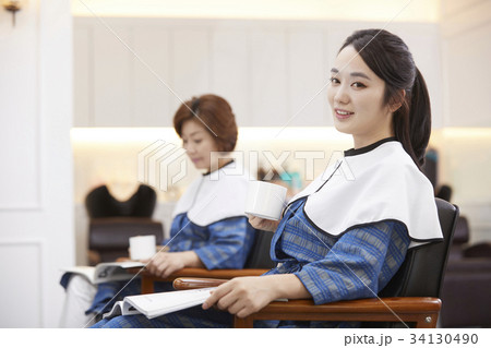 美容室 女性 女 34130490