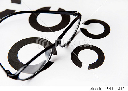眼鏡　視力検査イメージ 34144812