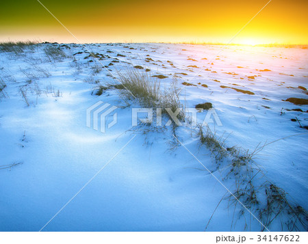 Beautiful winter landscape 34147622