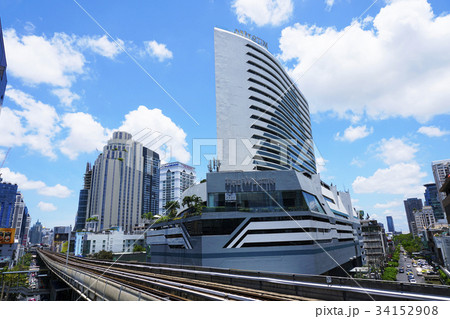ビル　鉄道　オフィス　Office building 34152908