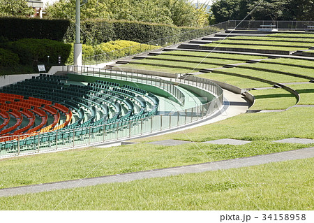 観客席（野外ステージ） 34158958