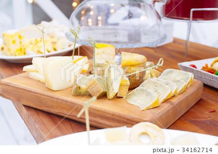 Cheese plate 34162714