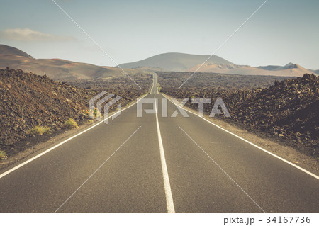 Timanfaya National Park in Lanzarote, Canary Timanfaya National Park in Lanzarote, Canary 34167736