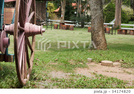 wagon Wheel wagon Wheel 34174820