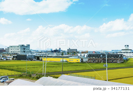 荒井駅周辺北側、区画整理になっていない農地と街並み 34177131