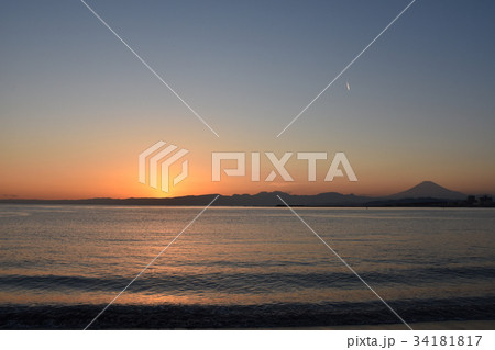 茅ヶ崎海岸の夕日 34181817