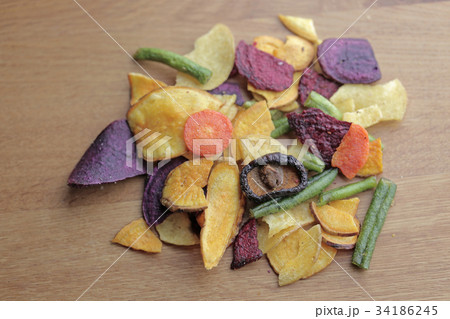 野菜チップス 34186245