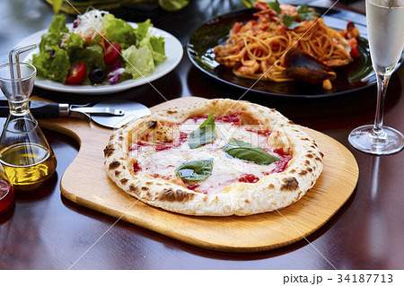 ピザ 34187713