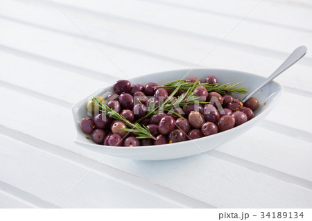 Marinated olives with bread and olive oil Marinated olives with bread and olive oil 34189134