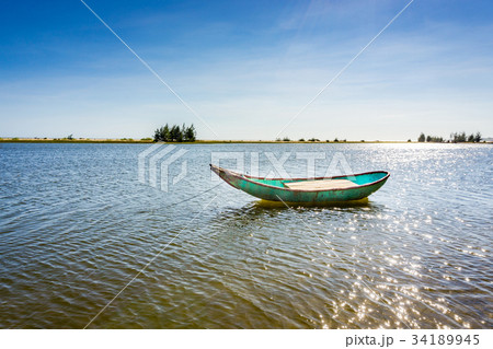 Ship in river. HDR Ship in river. HDR 34189945