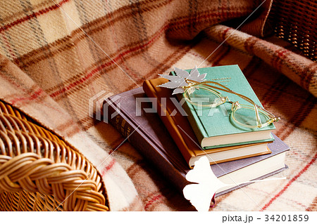 読書の秋 読書の秋 34201859