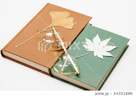 読書の秋 34201886