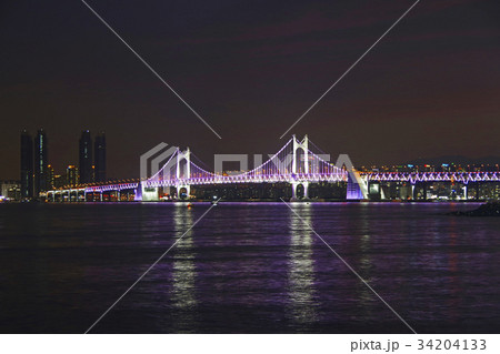 冬栢島から見る広安大橋の夜景 冬栢島から見る広安大橋の夜景 34204133