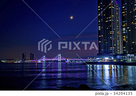 冬栢島から見るセンタムシティの夜景 冬栢島から見るセンタムシティの夜景 34204135