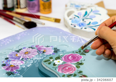 Red Rose Drawing on Door Plate, Tole Painting Red Rose Drawing on Door Plate, Tole Painting 34206607