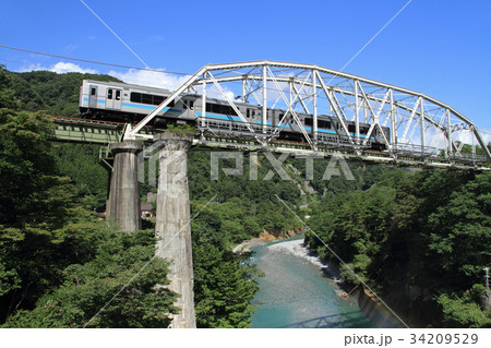 大糸線　第1姫川橋りょうを渡る 34209529