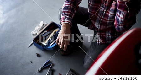 バイクの修理 34212160