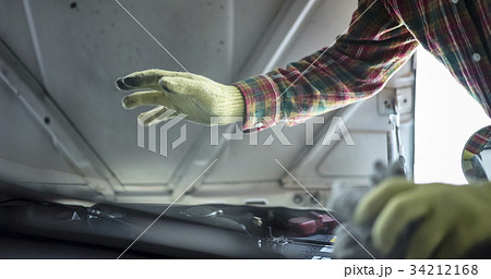 車の修理 34212168