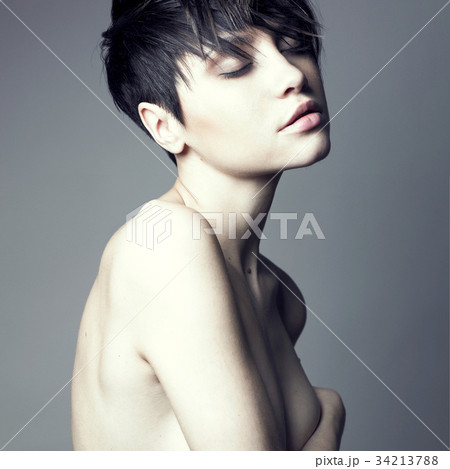 Portrait of beautiful sensual woman Portrait of beautiful sensual woman 34213788