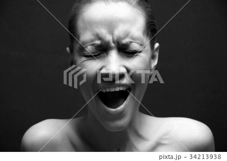 great pain. Portrait of loud girl. great pain. Portrait of loud girl. 34213938