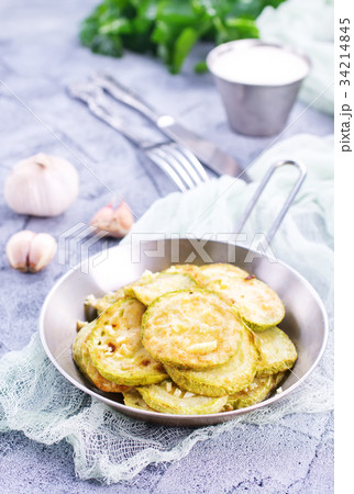 fried zucchini 34214845