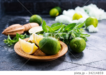 ingredients for mojito 34214859