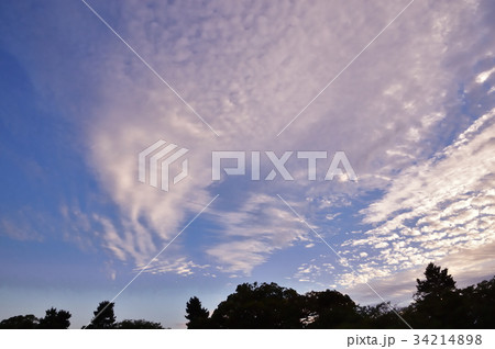 秋の雲 34214898
