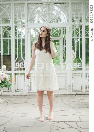 Pretty Young Woman, full-length portrait Pretty Young Woman, full-length portrait 34217832