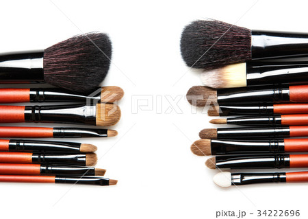 Professional makeup brushes with natural fur Professional makeup brushes with natural fur 34222696