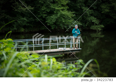 ルアーフィッシング 34223783