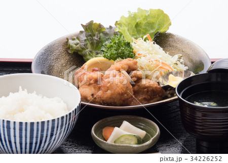日本料理 34226252
