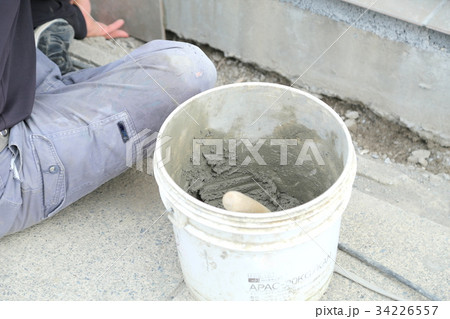 建設工事　タイル張り 34226557