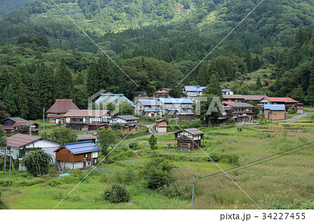 山村の限界集落 34227455