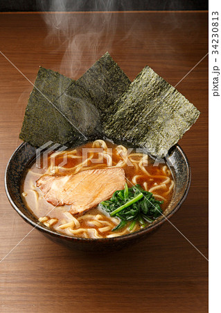 豚骨醤油ラーメン 34230813