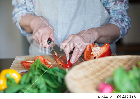 祖母 料理 祖母 料理 34235136