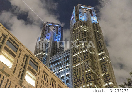東京都庁と空 34235275