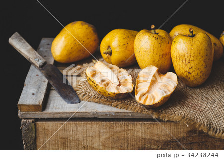 Annona Reticulata Fruits 34238244