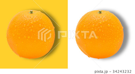 Orange fruit with drops of water Orange fruit with drops of water 34243232