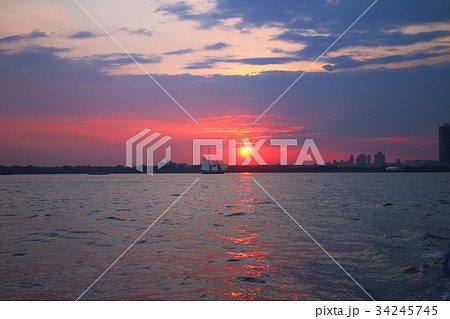 ニューヨークの夕景 34245745