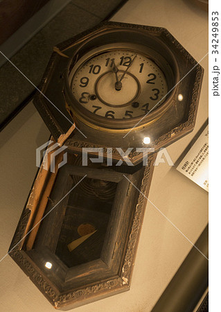 原爆で止まった柱時計の写真素材 [34249853] - PIXTA