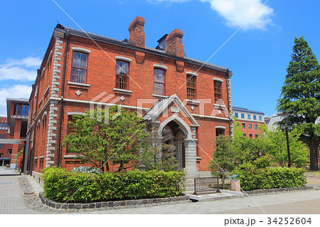 同志社大学　彰栄館 34252604