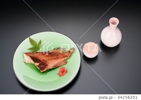 赤魚粕漬の焼き魚 赤魚粕漬の焼き魚 34256201