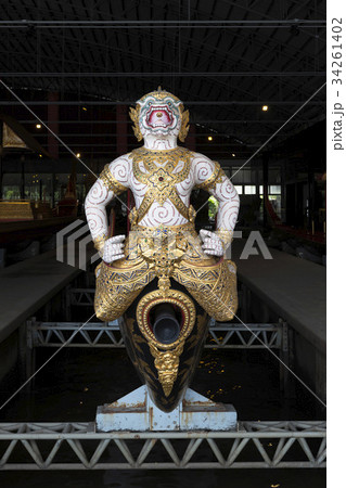 Krabi Prap Muang Man Barge, Thai National Museum Krabi Prap Muang Man Barge, Thai National Museum 34261402