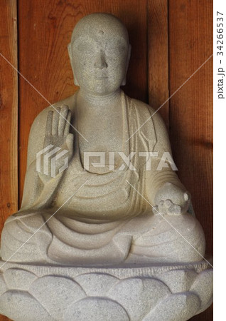 信州の文化財 名工 守屋貞治の石仏 延命地蔵菩薩像 正面(長野県塩尻市奈良井長泉寺) 信州の文化財 名工 守屋貞治の石仏 延命地蔵菩薩像 正面(長野県塩尻市奈良井長泉寺) 34266537