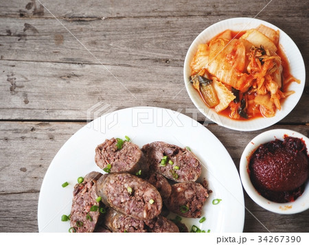 Soondae sausage with kimchi and  gochujang paste  34267390